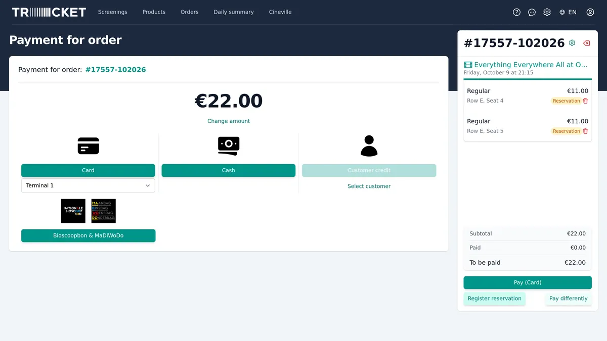 Box office payment with card, cash, customer credit and Bioscoopbon options